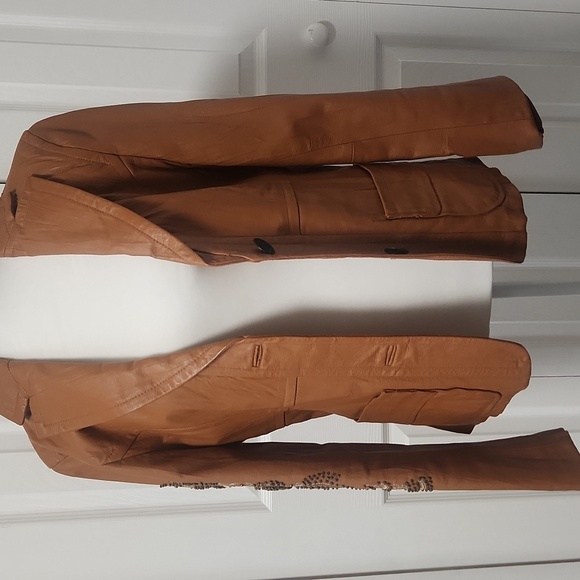 Vintage Beaded Wilsons Leather blazer - Picture 3 of 12